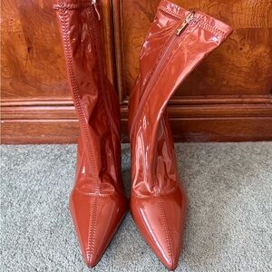 Ladies AZALEA WANG Vinyl boots, BRAND NEW size 10